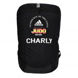 Bordado nombre mochila