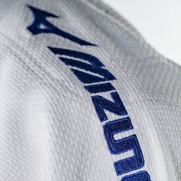 Judogi mizuno "keiko 2.0" blanco c/bandas azules